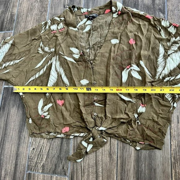 express green button tie front floral Hawaiian size small - Picture 4 of 5